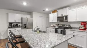 Kitchen - 335 Everleigh Cir, Talbott, TN 37877 photo 1 of 1