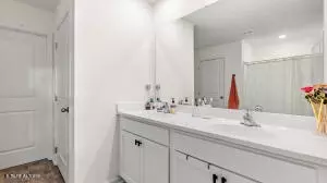 Bath - 335 Everleigh Cir, Talbott, TN 37877 photo 1 of 3