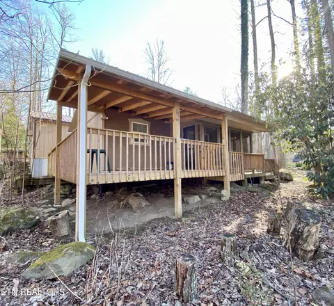 149 Stonewall Way, Cosby, TN 37722