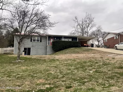 149 Woody Meadow Dr, Kingston, TN 37763