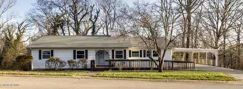 109 Norton Rd, Oak Ridge, TN 37830