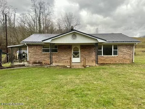 320 Speaks Br Rd, Rose Hill, VA 24281