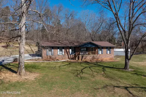 5916 Meadow Oak Ln, Knoxville, TN 37920