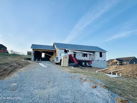 265 Dudley Ln #D, Tazewell, TN 37879