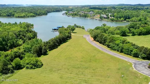 Volunteer Lane, Vonore, TN 37885