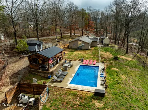 1815 Olympia Ct, Sevierville, TN 37862
