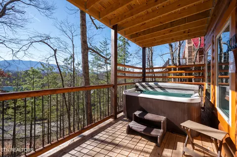 Exterior - 2152 E View Dr, Sevierville, TN 37876 photo 6 of 11