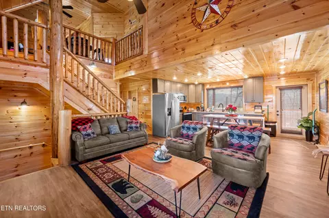Living - 2152 E View Dr, Sevierville, TN 37876 photo 2 of 3