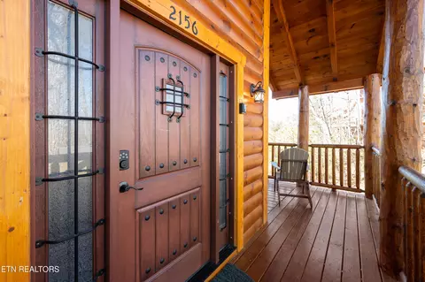 Exterior - 2152 E View Dr, Sevierville, TN 37876 photo 10 of 11