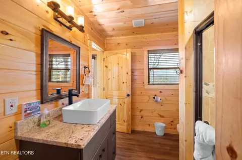 Bath - 2152 E View Dr, Sevierville, TN 37876 photo 1 of 4