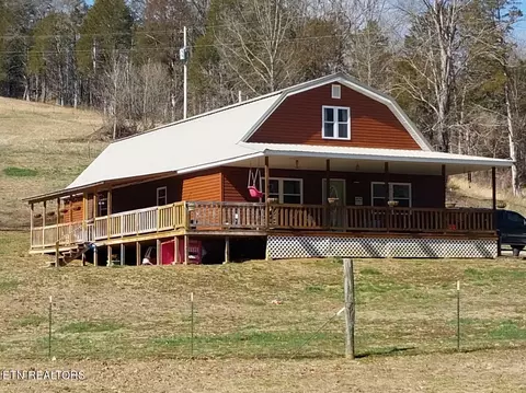 1621 Little Sycamore Rd, Tazewell, TN 37879