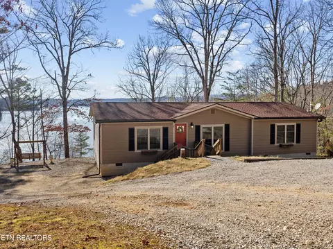 150 Shoreline Dr, Rockwood, TN 37854