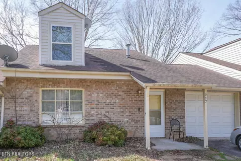 217 Boardman Ave, Maryville, TN 37803