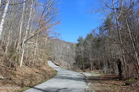66 Dorton Branch Road, Pineville, KY 40977
