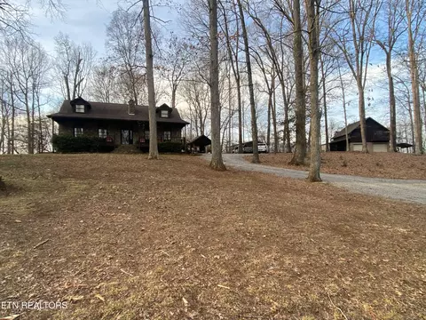857 N Ridgecrest Rd, Luttrell, TN 37779