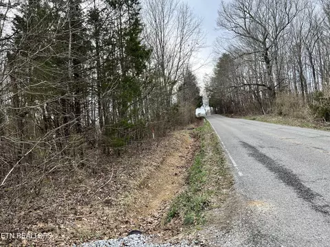 15132 N Nopone Valley Rd, Decatur, TN 37322