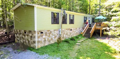 1009 Branch Dr, Newport, TN 37821