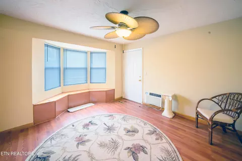 Bedroom - 1191 E Old Andrew Johnson Hwy, Talbott, TN 37877 photo 1 of 16