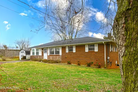 Exterior - 1191 E Old Andrew Johnson Hwy, Talbott, TN 37877 photo 2 of 12
