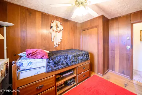 Bedroom - 1191 E Old Andrew Johnson Hwy, Talbott, TN 37877 photo 13 of 16
