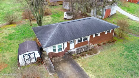 Exterior - 1191 E Old Andrew Johnson Hwy, Talbott, TN 37877 photo 8 of 12