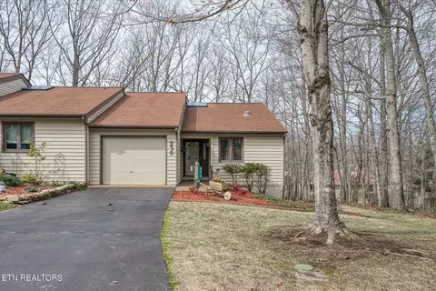 370 Lake Catherine Ct, Crossville, TN 38558