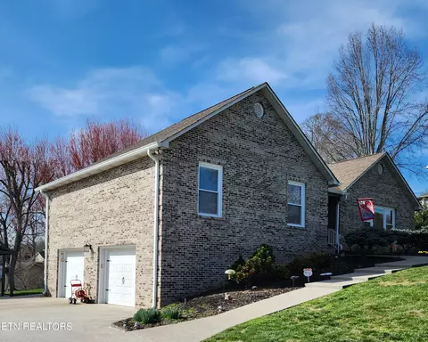 3601 Hackworth Rd, Knoxville, TN 37931