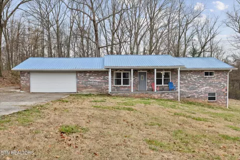 220 Cox Rd, Loudon, TN 37774