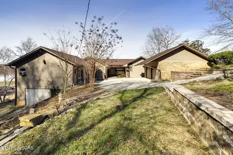 103 Indian Shadows Ct, Ten Mile, TN 37880