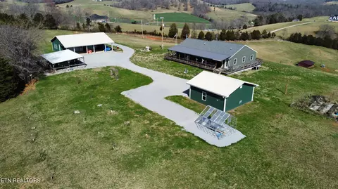 300 Cole Rd, New Tazewell, TN 37825