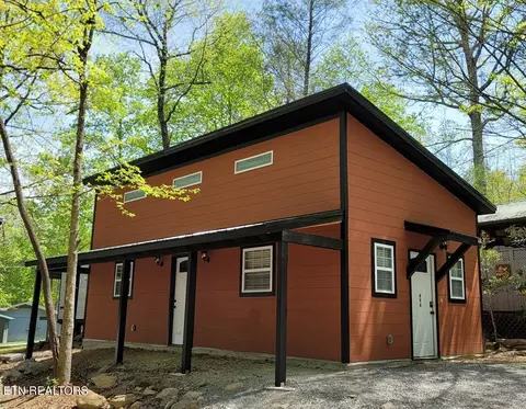 494 Sassafras Way, Cosby, TN 37722