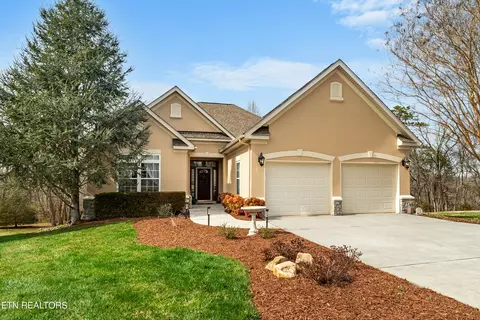 141 Heron Ct, Vonore, TN 37885