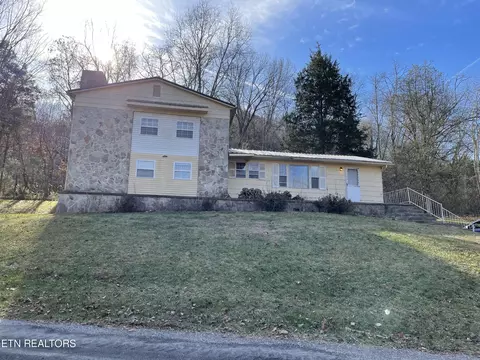 318 Sanders Rd, New Tazewell, TN 37825