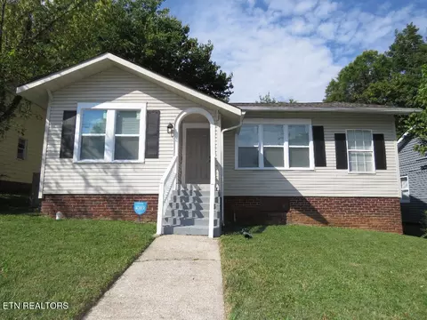 211 Fern St, Knoxville, TN 37914