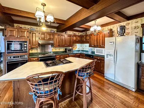 Kitchen - 7414 Wilderness Rd, Ewing, VA 24248 photo 1 of 4