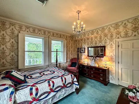 Bedroom - 7414 Wilderness Rd, Ewing, VA 24248 photo 8 of 11