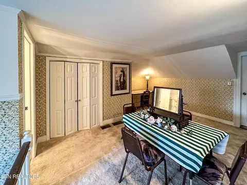 Bedroom - 7414 Wilderness Rd, Ewing, VA 24248 photo 10 of 11
