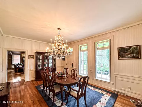 Dining - 7414 Wilderness Rd, Ewing, VA 24248 photo 3 of 4