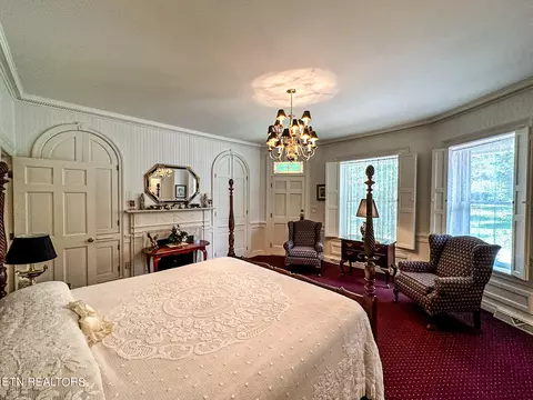 Bedroom - 7414 Wilderness Rd, Ewing, VA 24248 photo 2 of 11