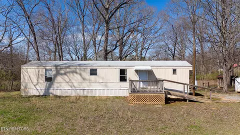 2906 New Blockhouse Rd, Maryville, TN 37803