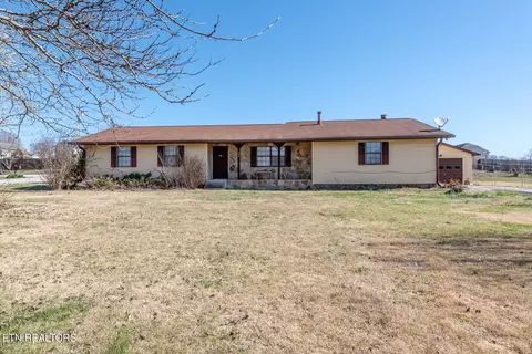 800 Tyler Pl, Kingston, TN 37763