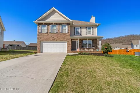 2703 Lucky Leaf Ln, Knoxville, TN 37924