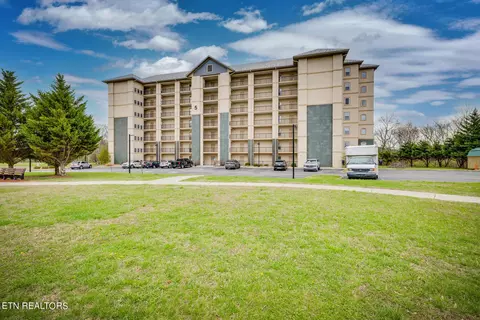 124 Plaza Dr UNIT 5605, Pigeon Forge, TN 37863