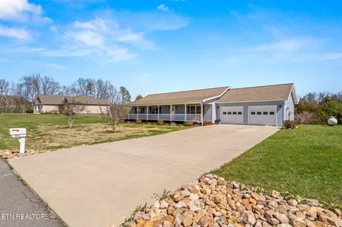 1043 Mountain High Ln, Newport, TN 37821