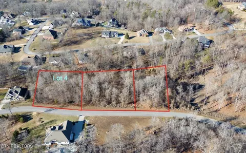 4 Saint James Lane, Clinton, TN 37716