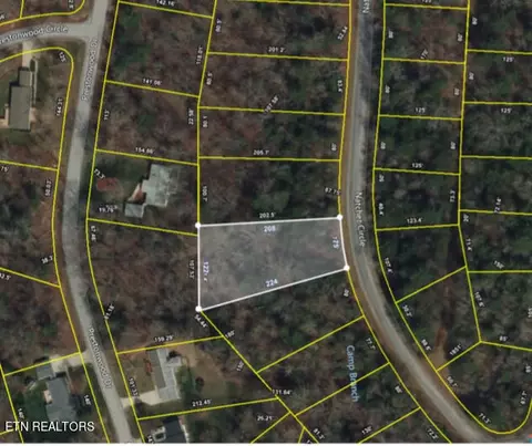 130 Natchez Cir, Fairfield Glade, TN 38558