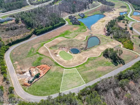 883 Navigator Dr, Lenoir City, TN 37772