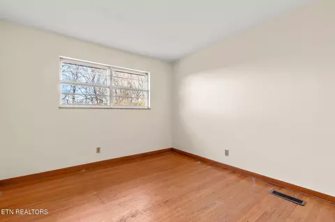 Other - 8121 Ewing Rd, Powell, TN 37849 photo 3 of 10
