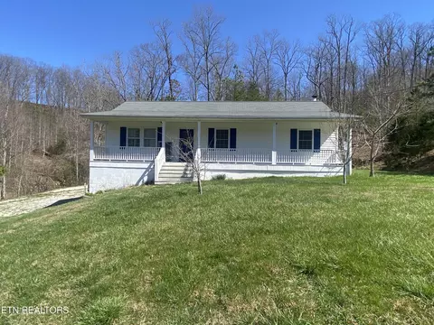 490 Brewer Hollow Rd, Sharps Chapel, TN 37866