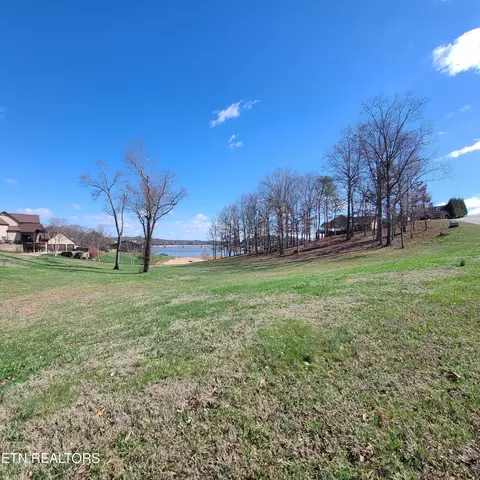 lot92 R Majestic Cir, Dandridge, TN 37725